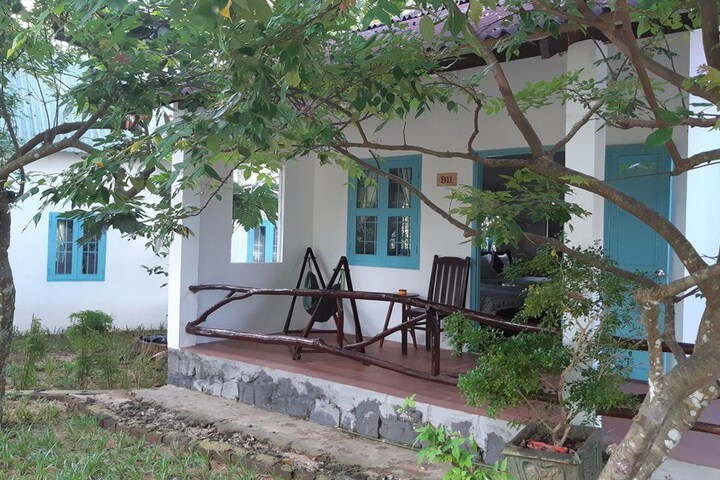 Hotel Exterior 58 of 59