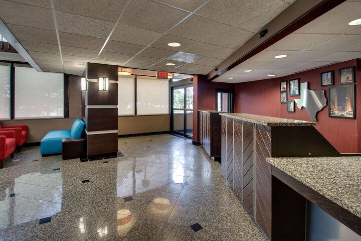 Hotel Interior 7 of 52