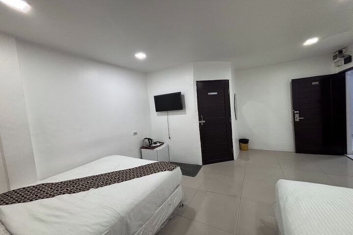 Room 15 of 44