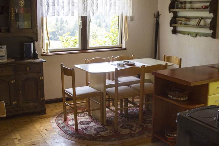 Room 9 of 62