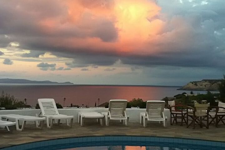 Pool Hotel