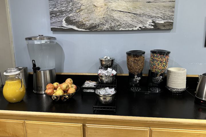 Breakfast buffet