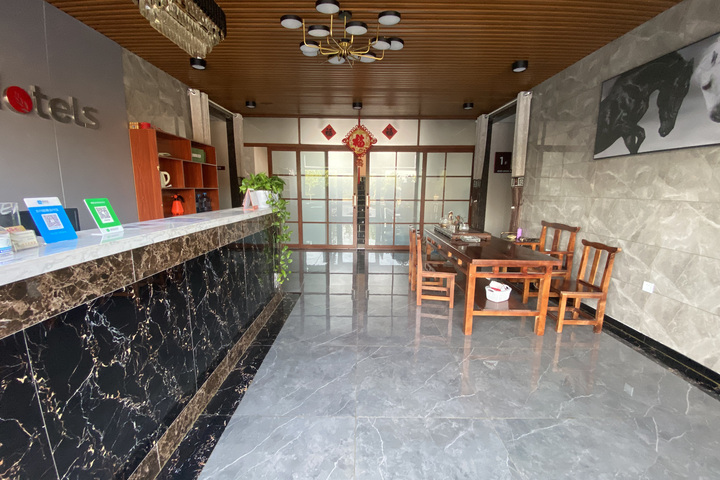 Junyi chain hotel (Rizhao Yanhu Road store)