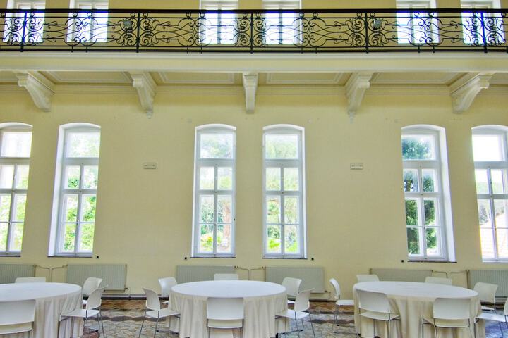 Ballroom/Hall 60 of 85