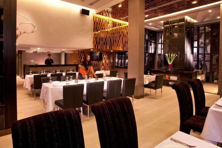 Dining 88 of 127