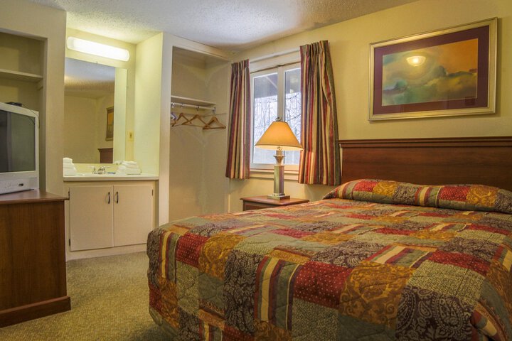 Room 2 of 29