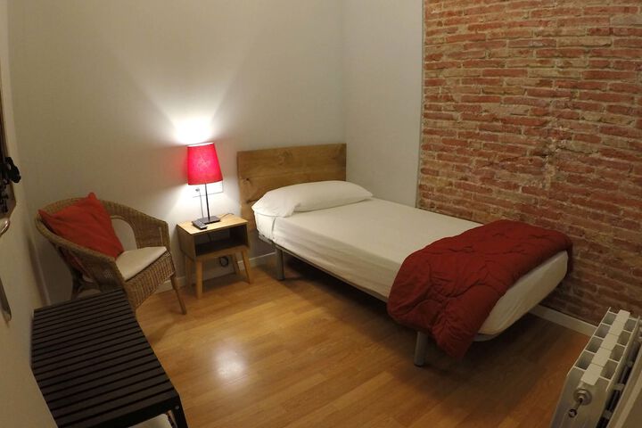 Room 5 of 45