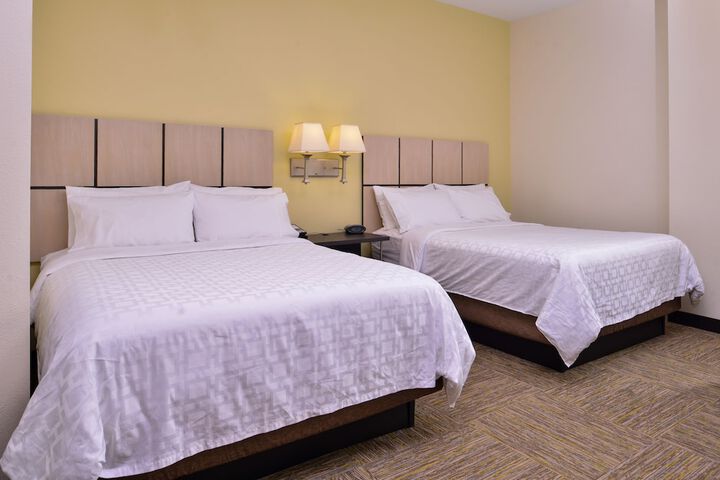 Room 16 of 61