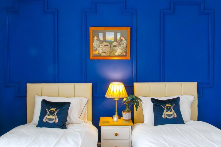 Room 41 of 174