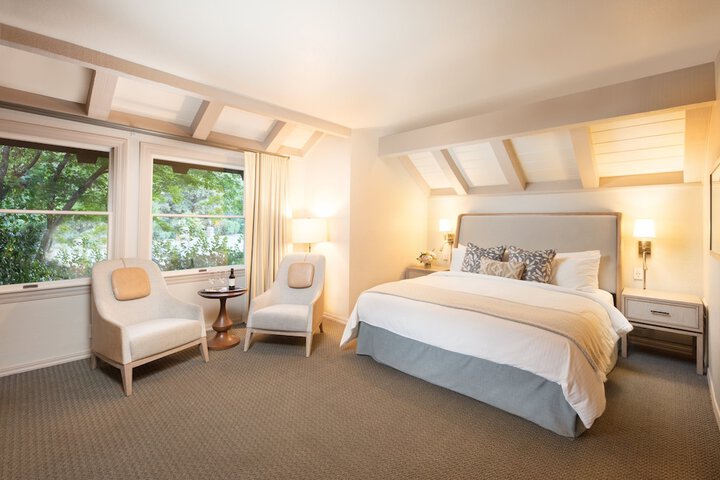 1 King Bed (16 of 24)
