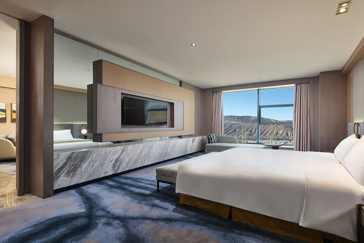 Room 4 of 45