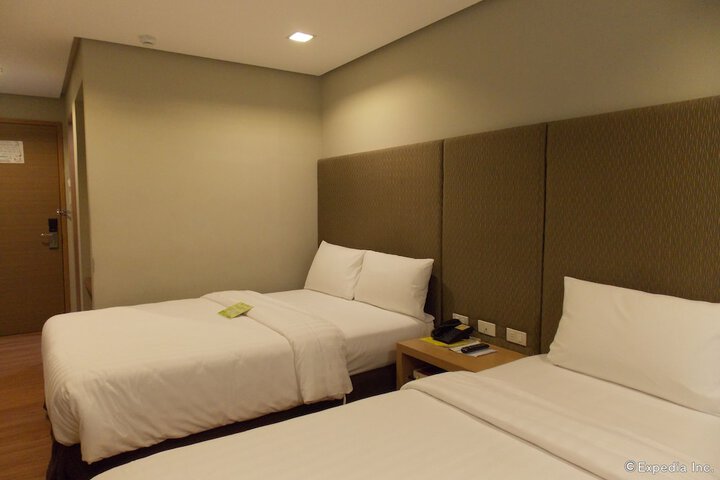 Room 18 of 38