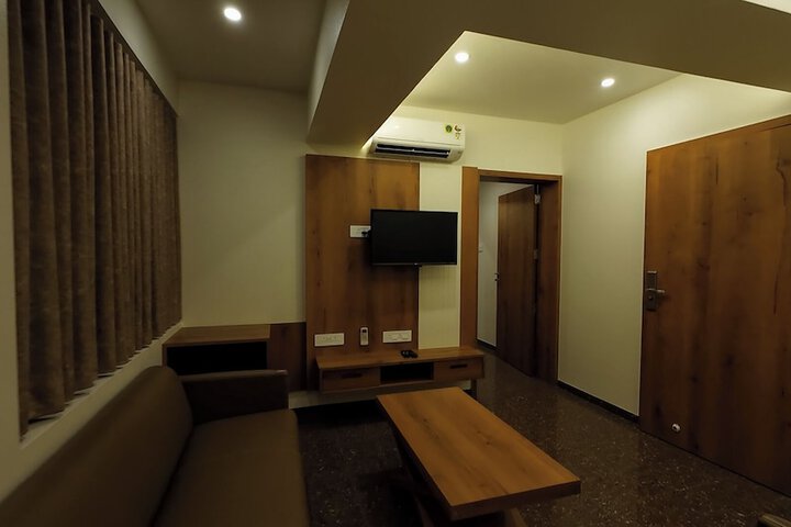 Room 11 of 87
