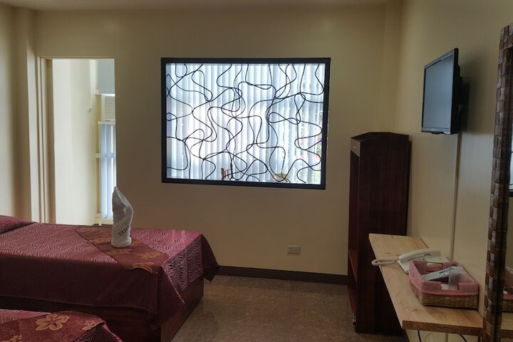 Room 17 of 105
