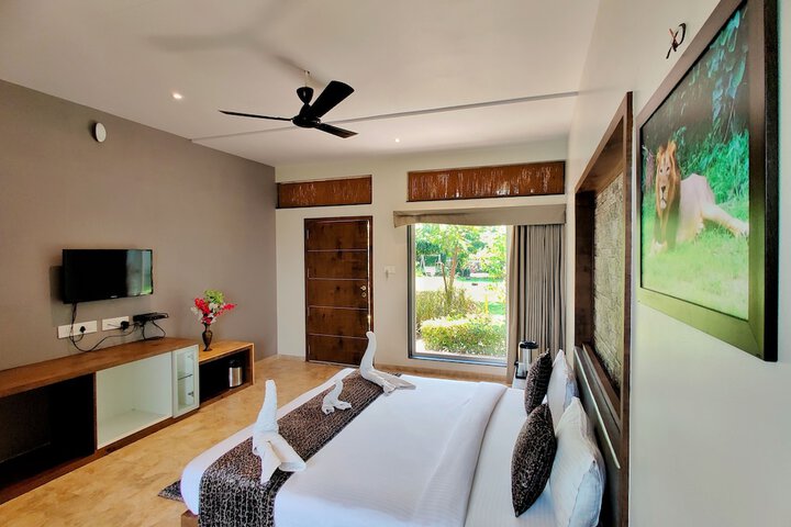 Room 4 of 47