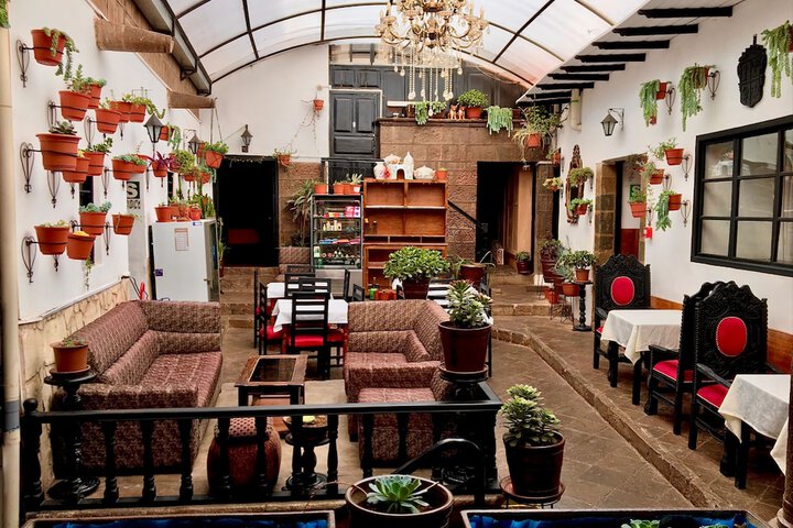 Golden House Hotel
