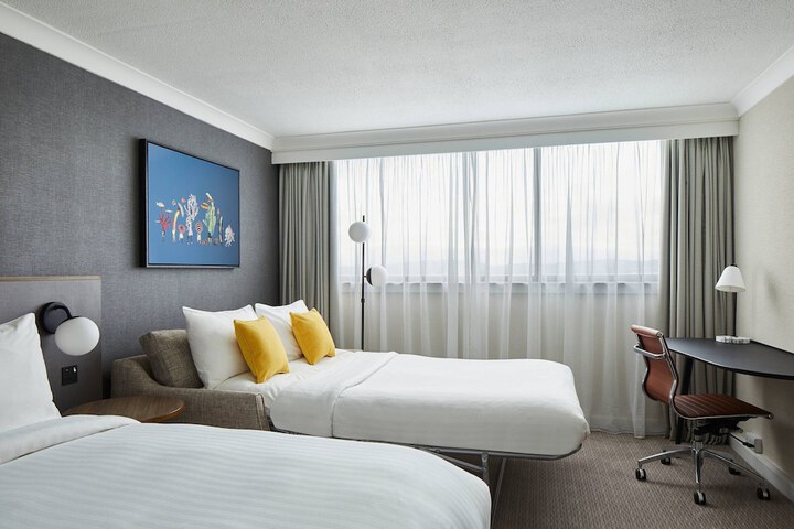 Room 13 of 53
