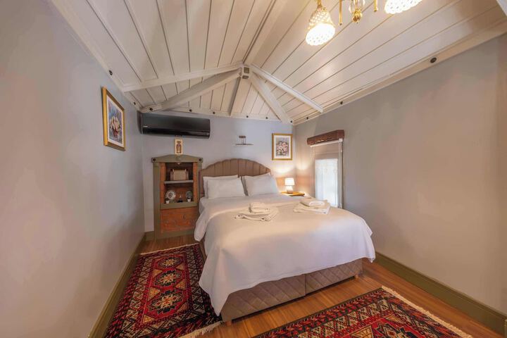 Room 47 of 154