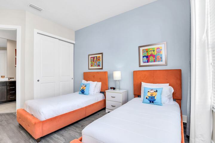 Room 63 of 66