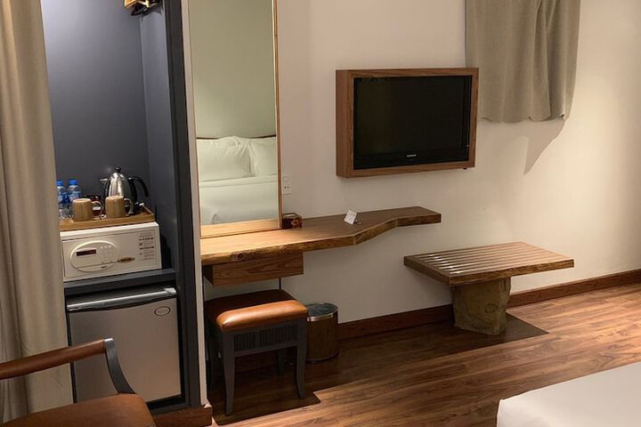 Room 19 of 56