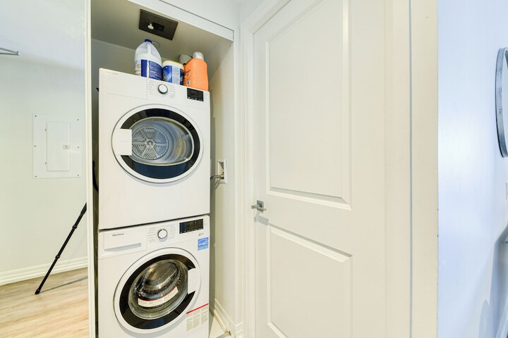 Laundry 585 of 652
