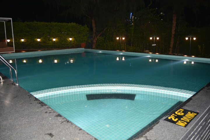 Pool 47 of 143