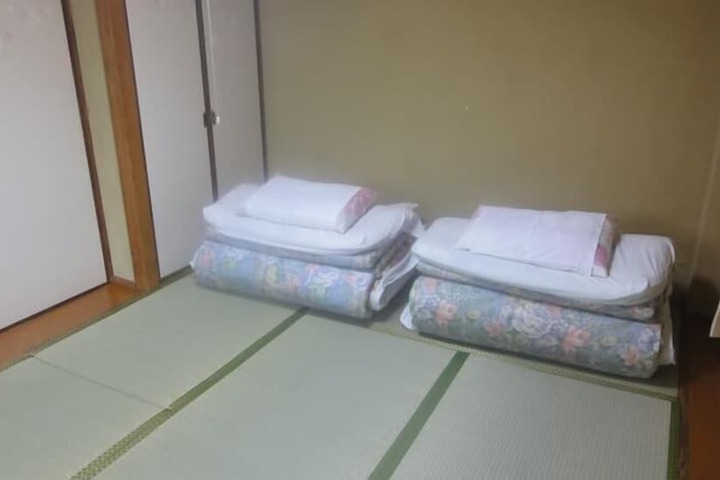 Room 19 of 33