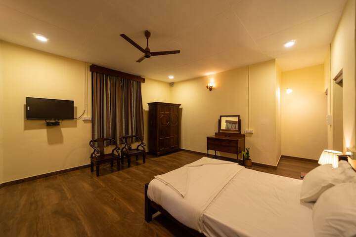 Room 16 of 29