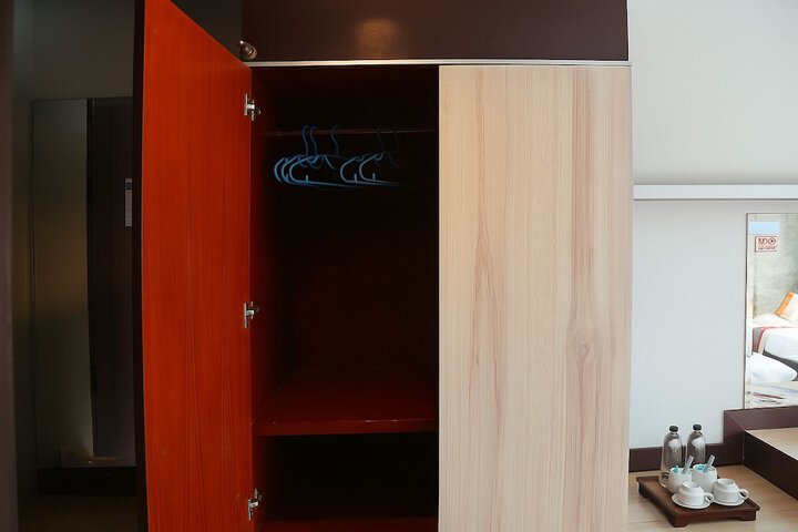 Room 58 of 127