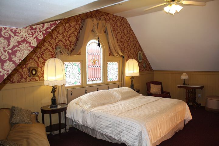 Room 30 of 52