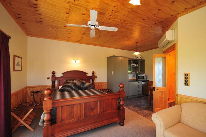 Room 4 of 57