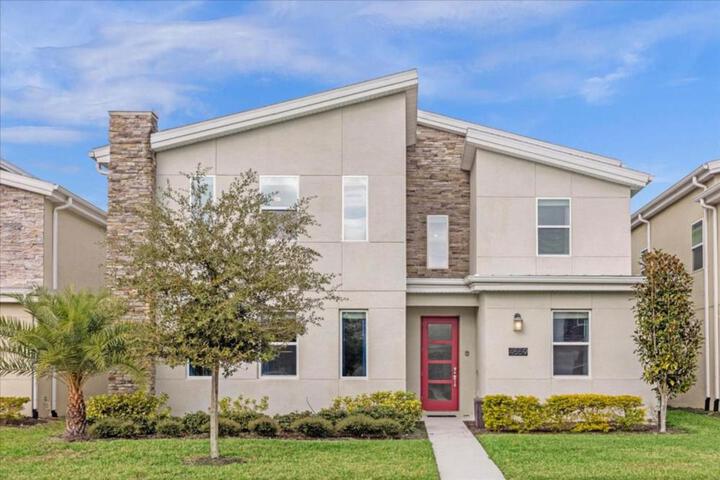 9 Bedrooms - 5 Bathrooms - Storey Lake 4559 Nl in Kissimmee, FL