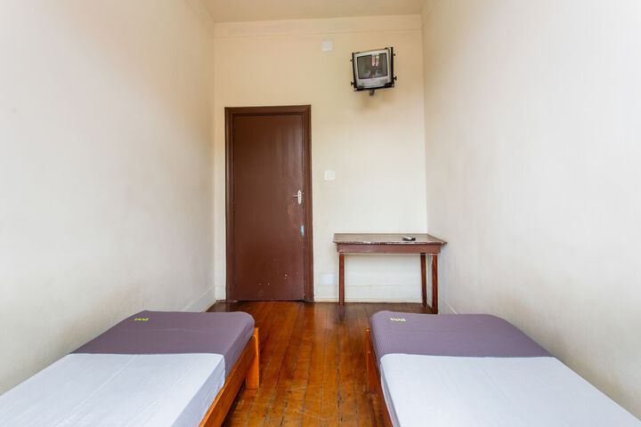 Room 87 of 123