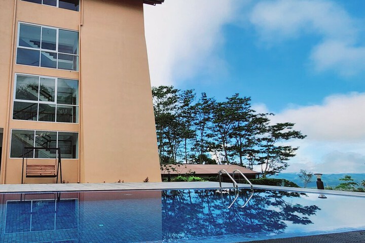 Pool 52 of 74