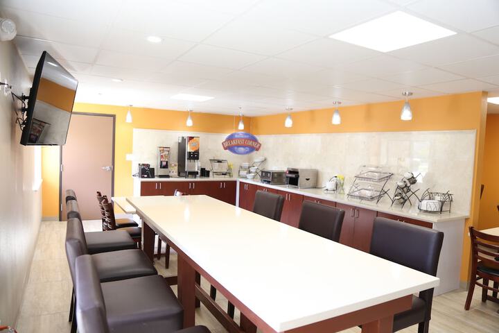 Snack bar