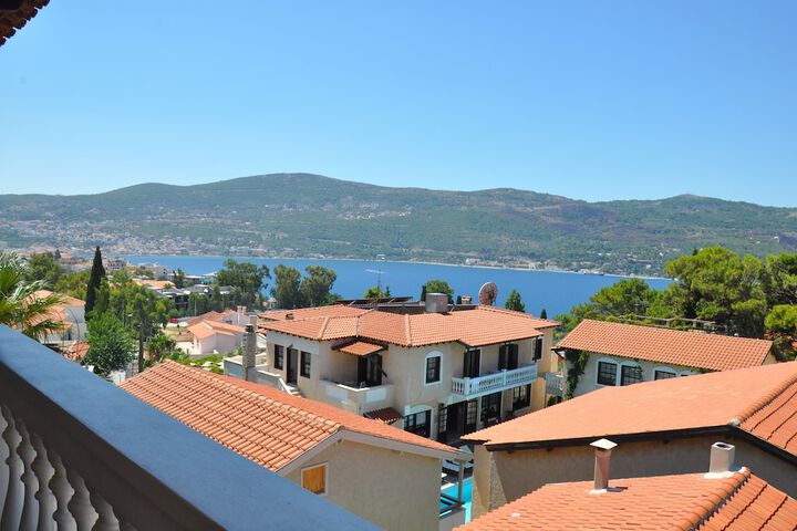 Hotel View 98 of 107