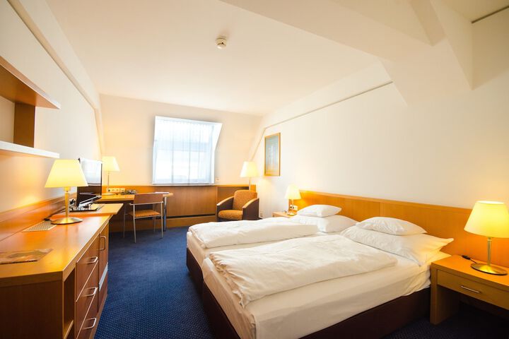 Room 38 of 70