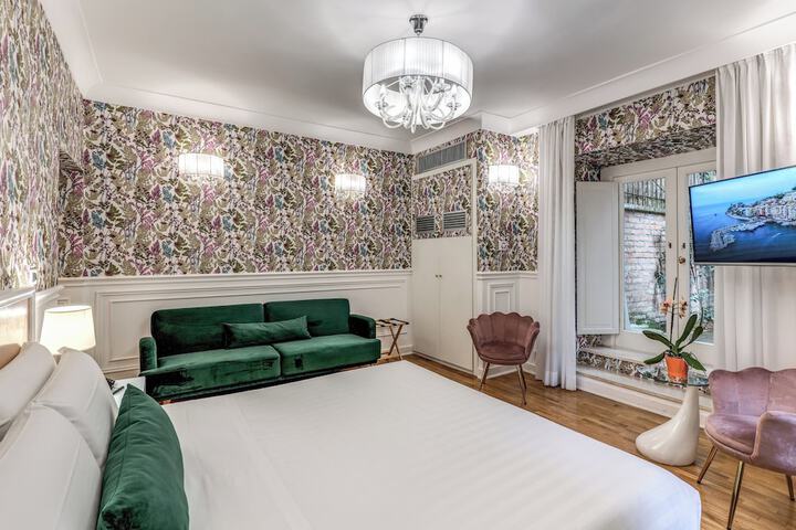 Room 41 of 116