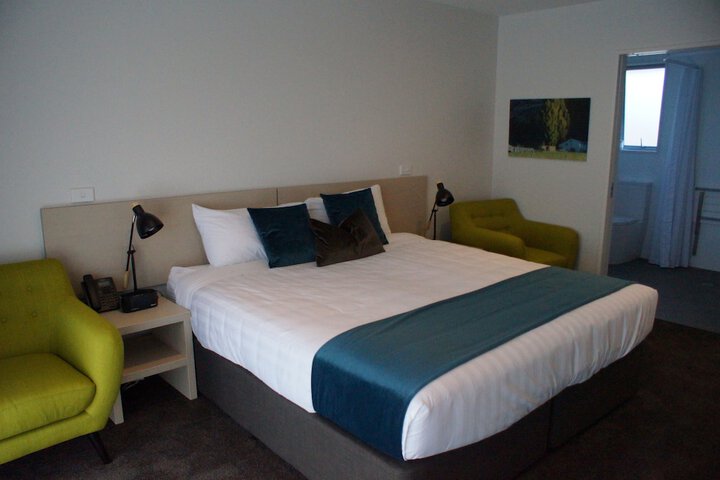 Room 9 of 75