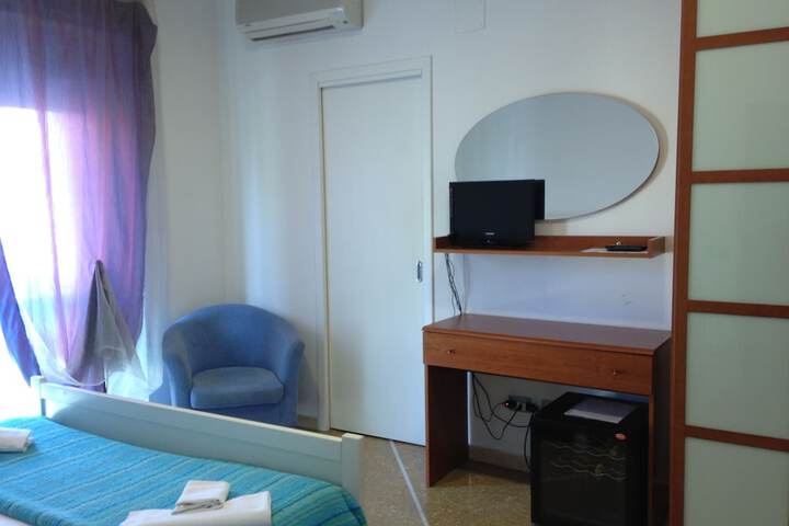 Room 17 of 64