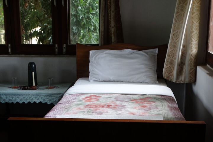 Room 7 of 43