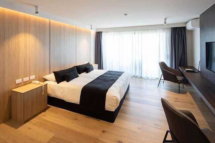 Room 18 of 72
