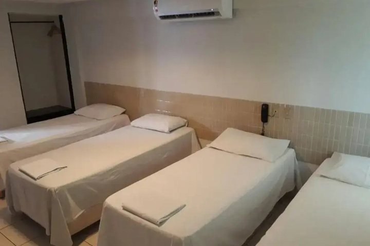 Room 4 of 24