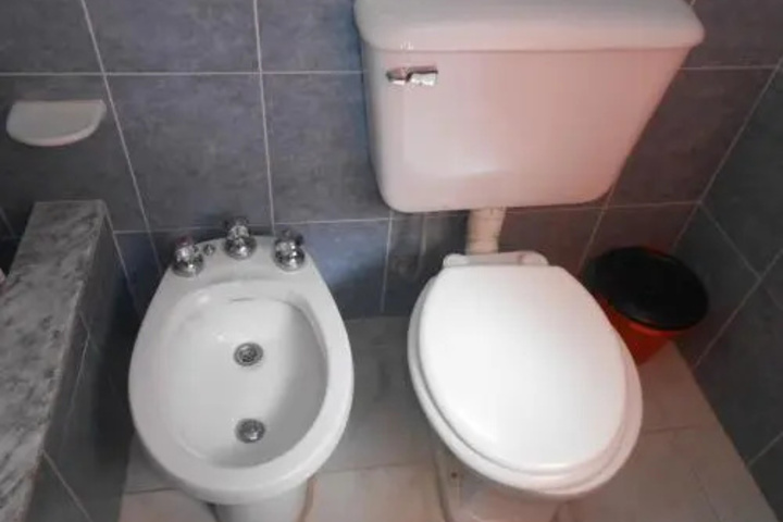 Room 4 of 4