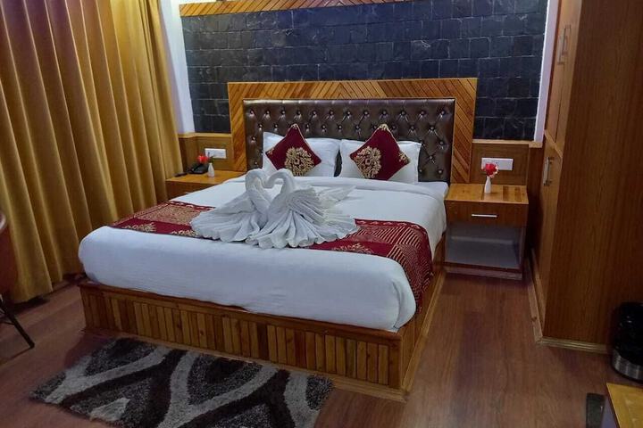 Room 10 of 56