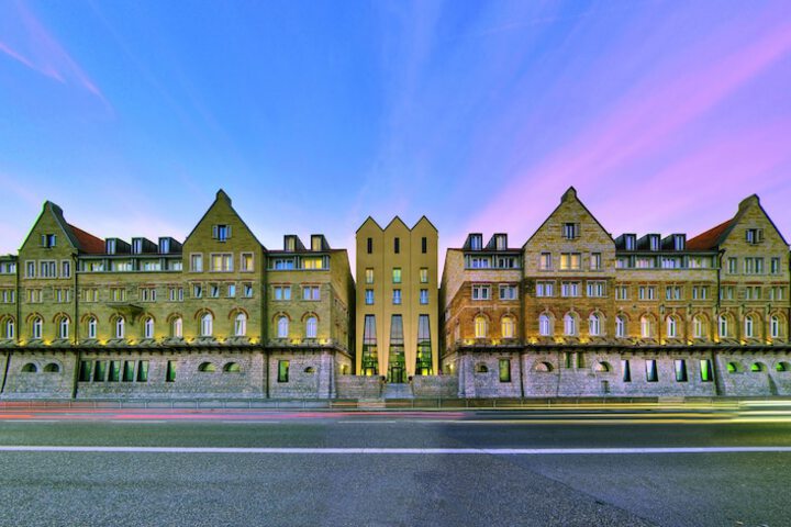 Hotel 77 of 79