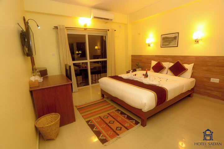 Room 2 of 5