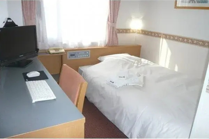 Room 3 of 4