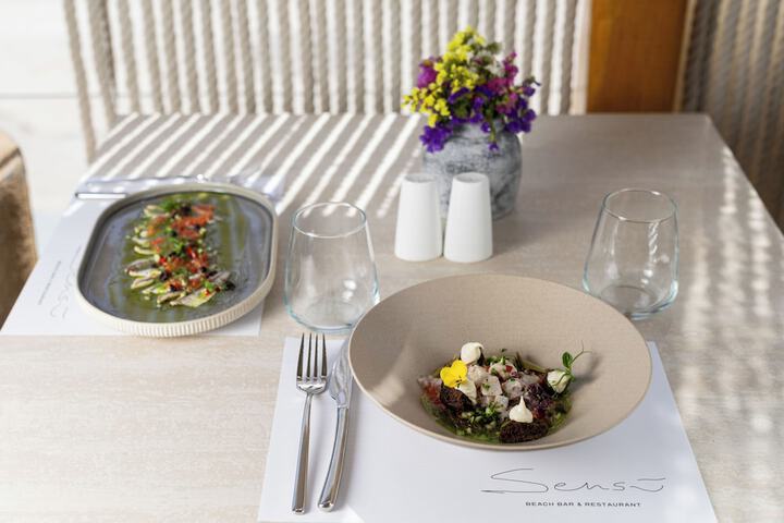 Dining 85 of 132