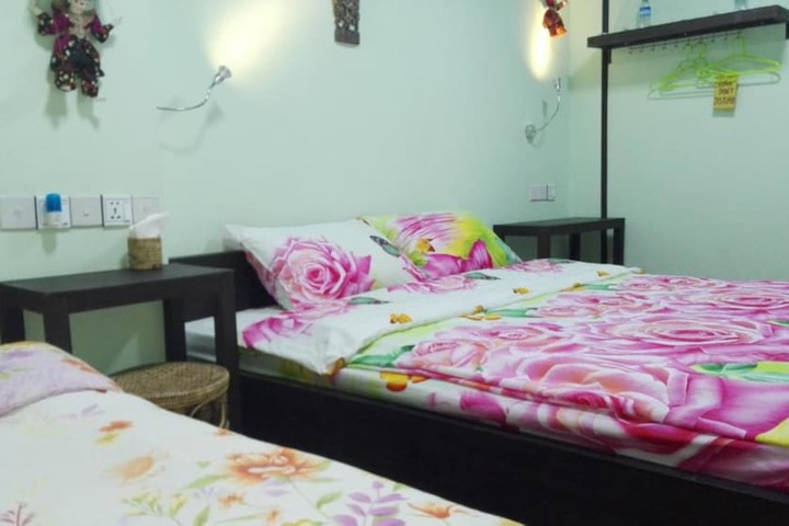 Room 16 of 43